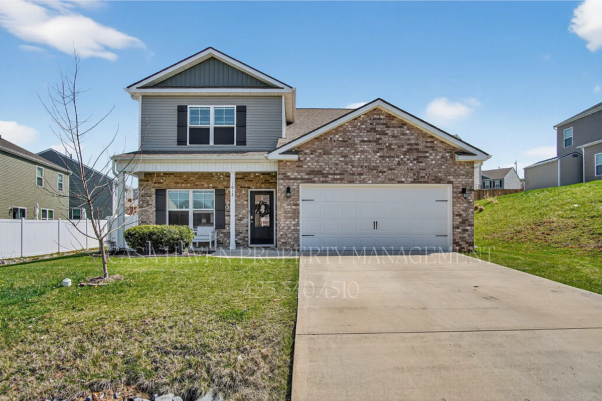 Building Photo - 1012 Pampas Dr