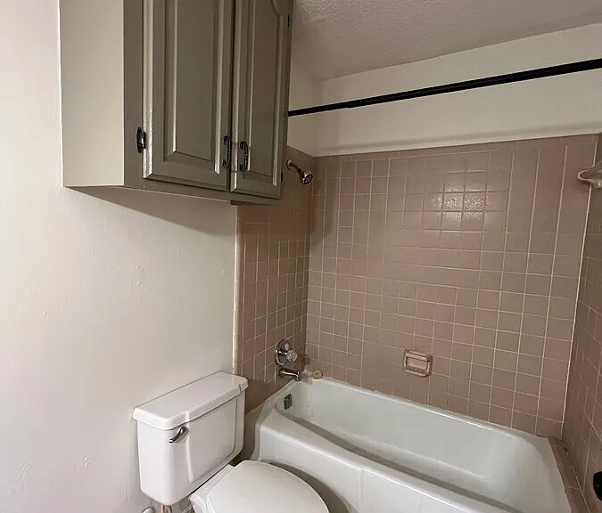 5901 Larry Dr — Photo 3