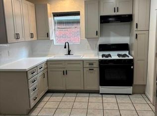3043 Overland Trl, Dickinson, TX 77539