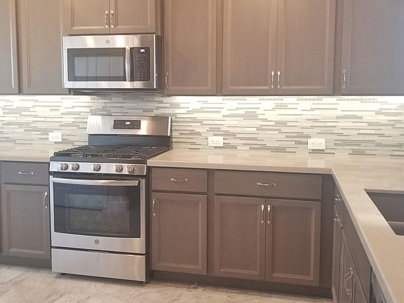 2nd image of 4081 W Winslow Way