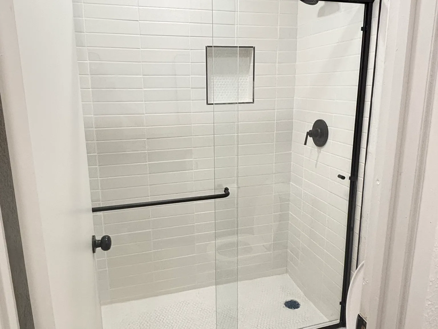2 bed, 945 sqft, $1,090 — Photo 2