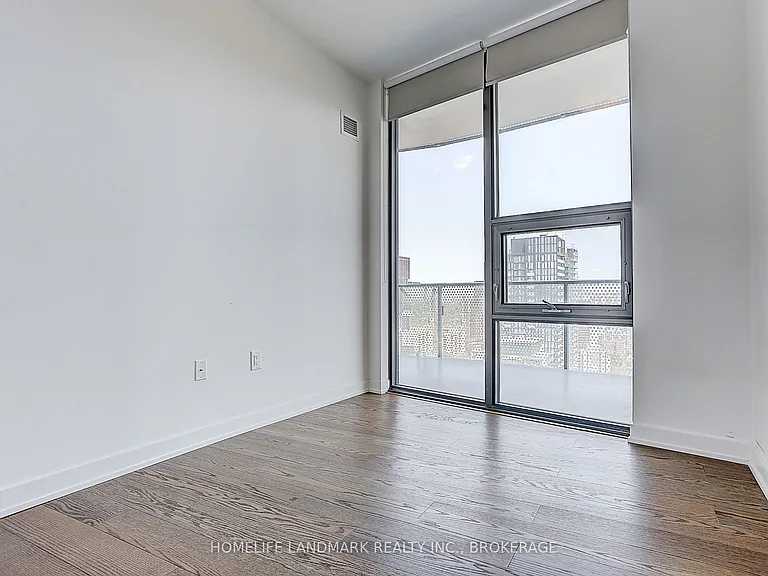 11 Wellesley St W #2911 — Photo 23