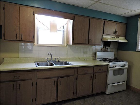 4th image of 27 Mullooly St