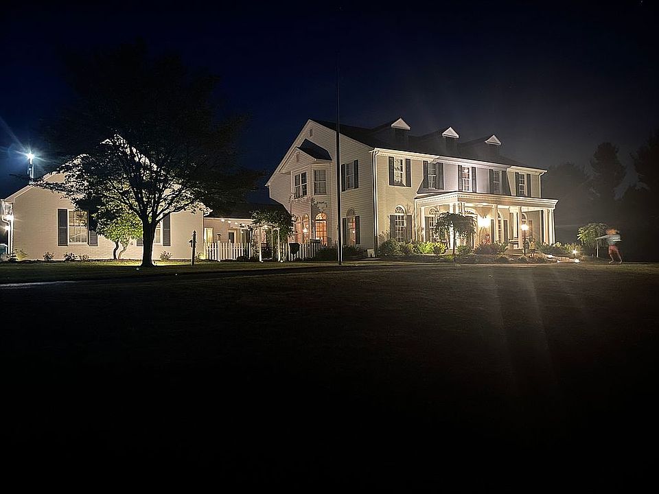 2nd image of 2902 Marker Rd
