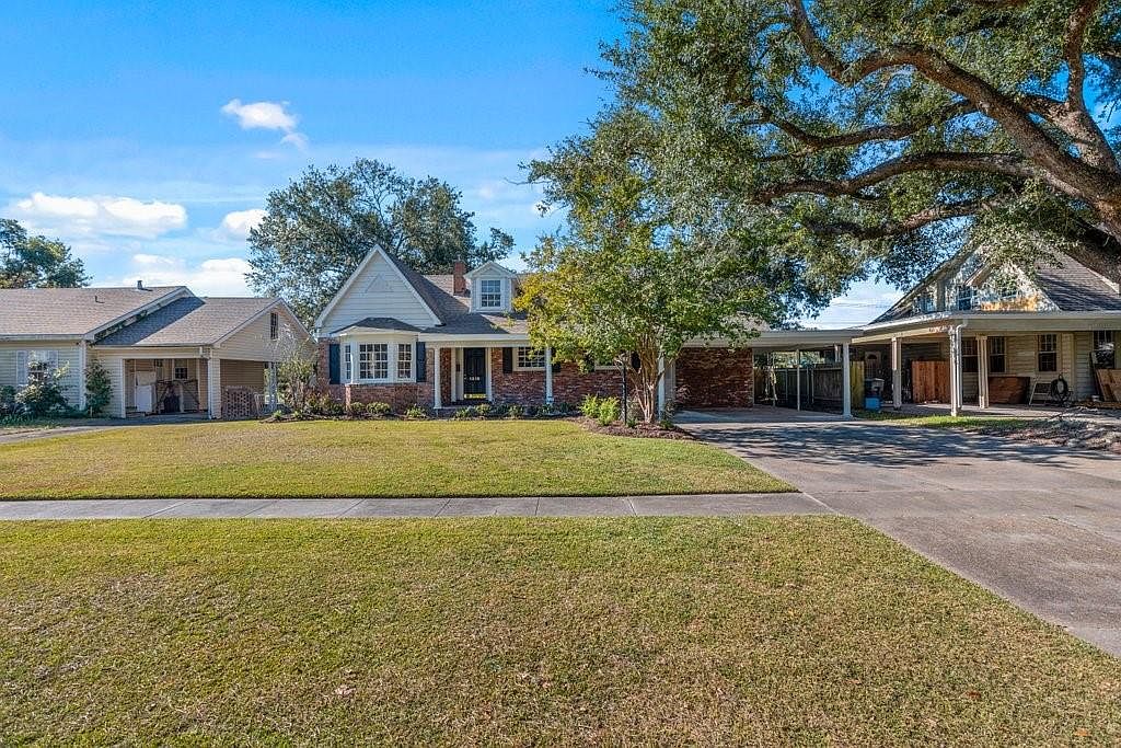 1218 9th St, Lake Charles, LA 70601 Zillow