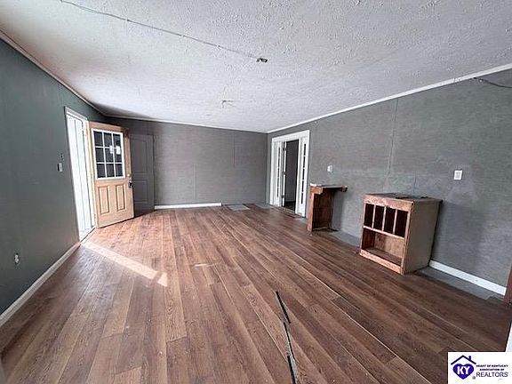 3rd image of 188 Grider Rd