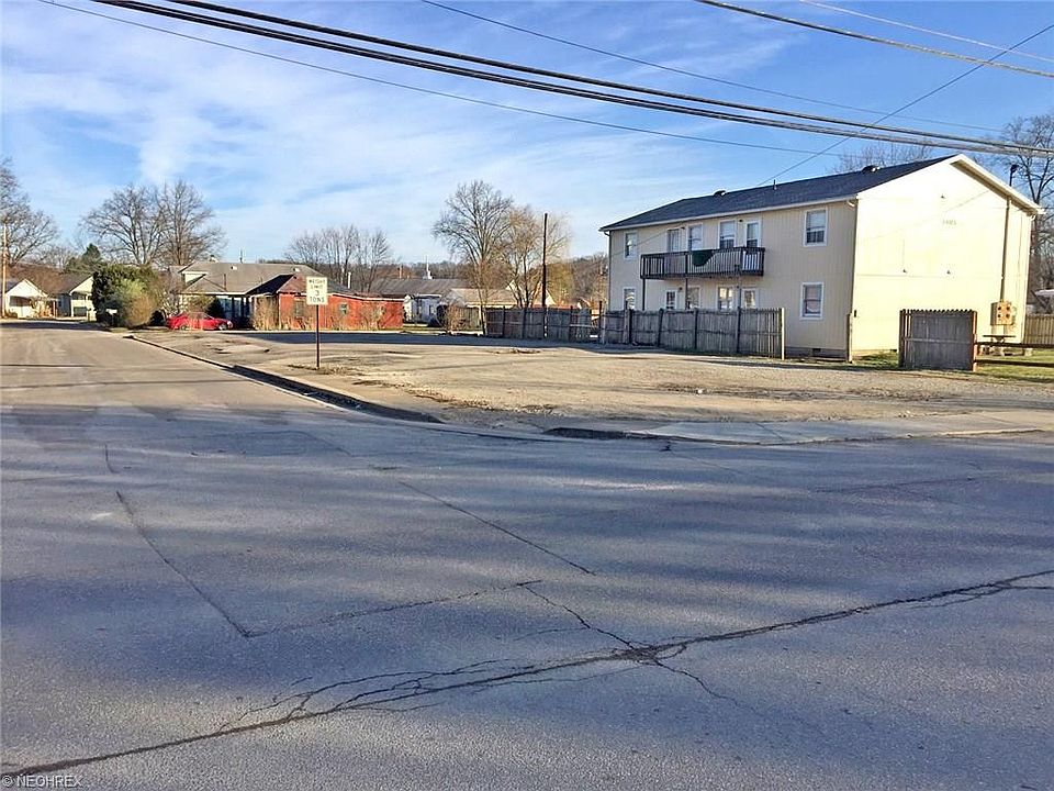 2nd image of 1401 Broadway Ave
