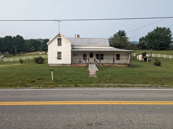633 Lots Gap Rd, Max Meadows, VA 24360