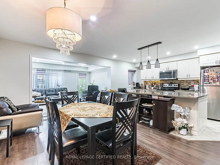 581 Allport Gate — Photo 11