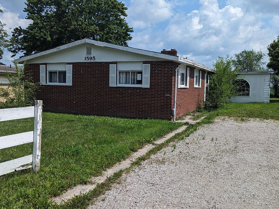 1st image of 1595 Joy St