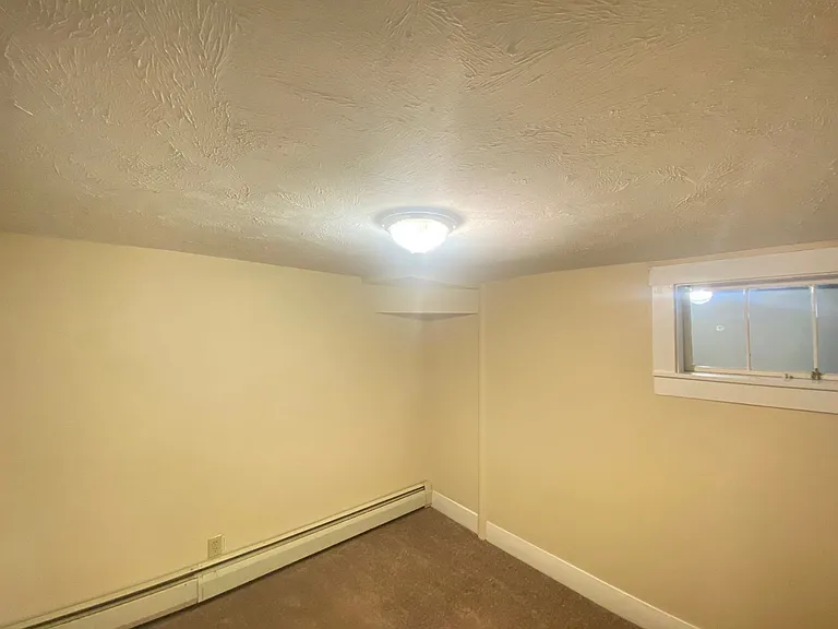 16 Linwood St #A — Photo 7