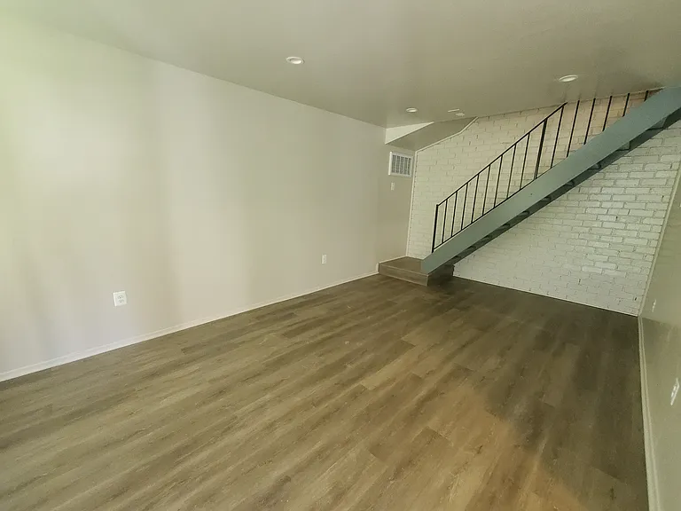 822 Windstream Way — Photo 10
