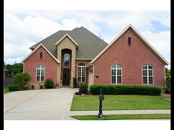 2nd image of 5515 S Chadwick Dr