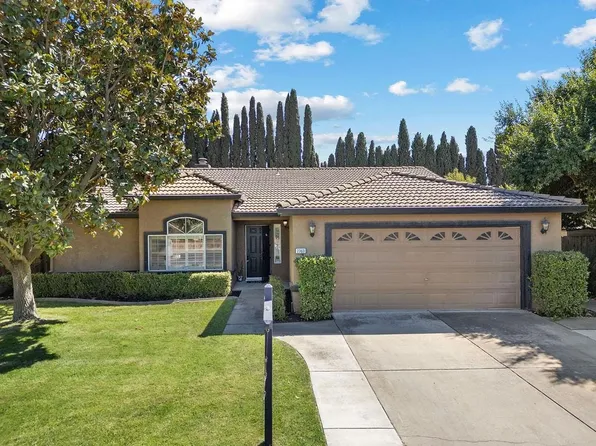 2363 Pontiac St, Oakdale, CA 95361
