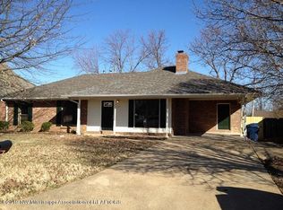 10144 Riggan Dr, Olive Branch, MS 38654