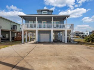 126 Driftwood Rd, Freeport, TX 77541