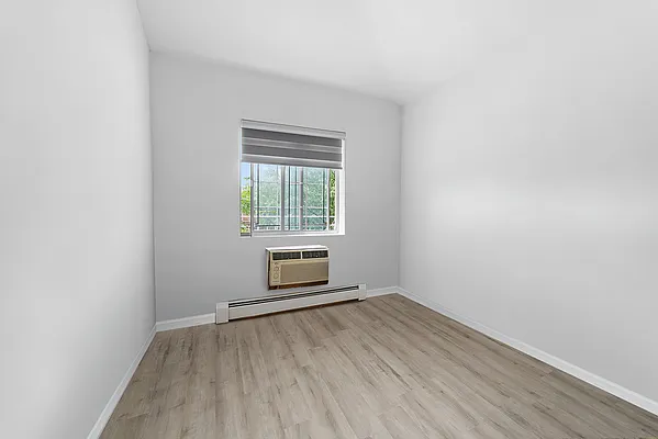 Sold by Douglas Elliman | media 14