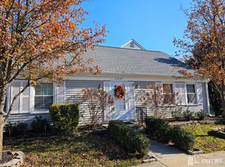663 Yorktown Ln #C, Monroe Township, NJ 08831