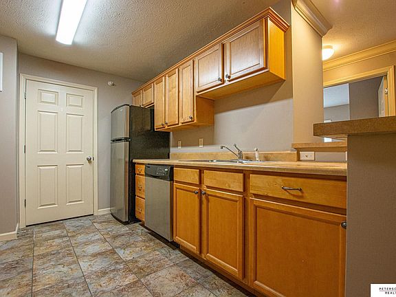 3rd image of 4880 S 131st St APT 103