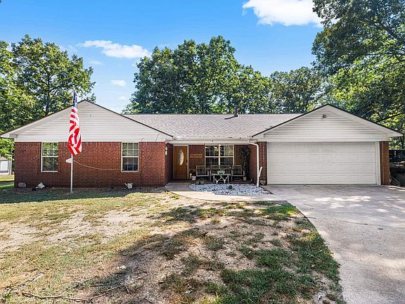 2nd image of 10823 Wyllia Rd