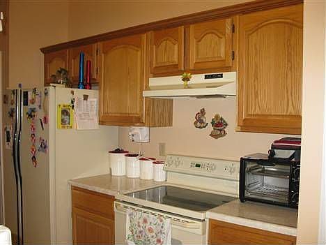 5th image of 2924 Park View Dr
