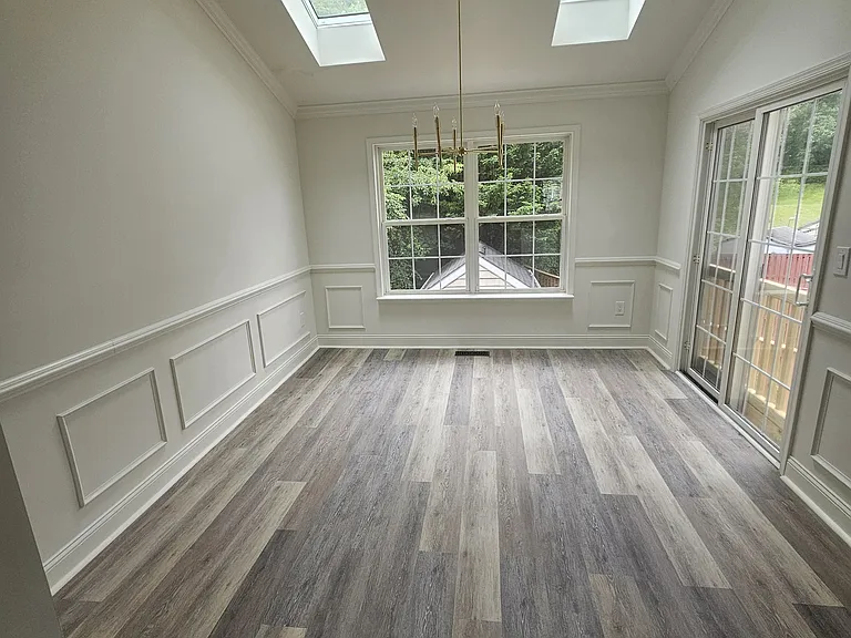 1214 Splashing Brook Dr — Photo 4