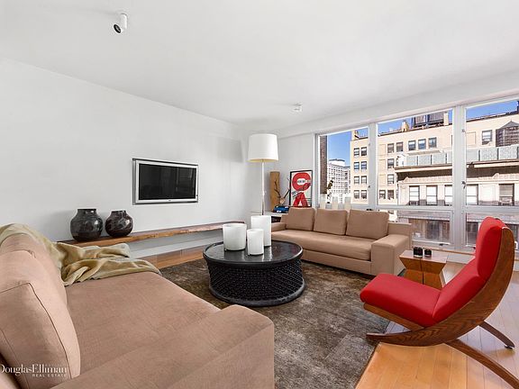 2nd image of 146-148 W 22nd St APT 11