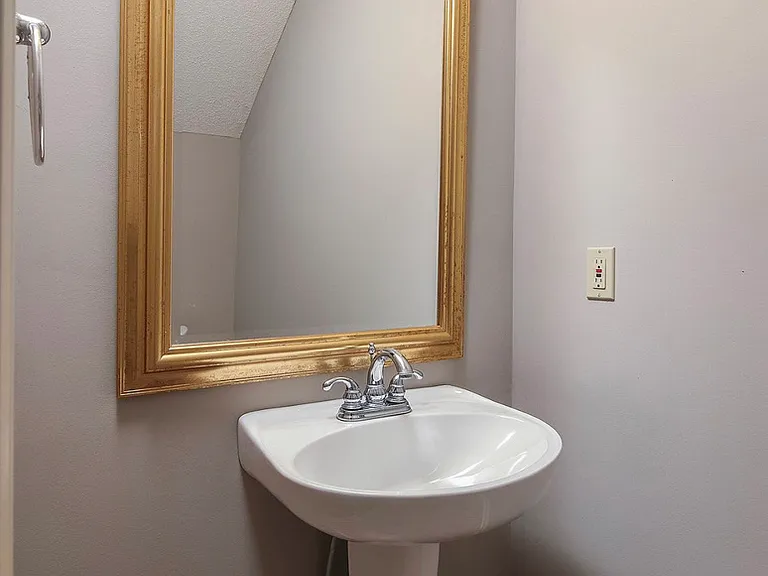 137 Private Road 3088 — Photo 8