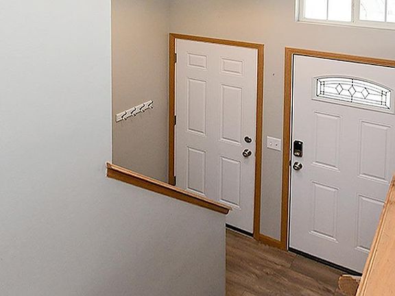 2nd image of 1630 Prairie Ln