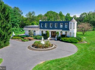 650 Garwood Rd, Moorestown, NJ 08057