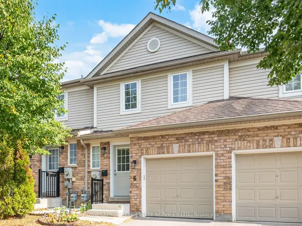 430 Mapleview Dr E #6, Barrie, ON L4N 0R9