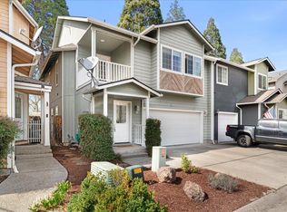 647 Shadow Way, Central Pt, OR