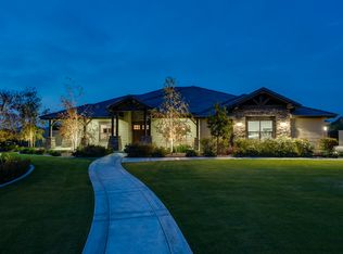 17330 Saddle Mountain Dr, Bakersfield, CA 93314