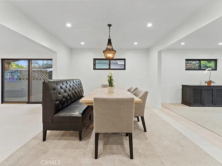 2428 Glyndon Ave — Photo 18