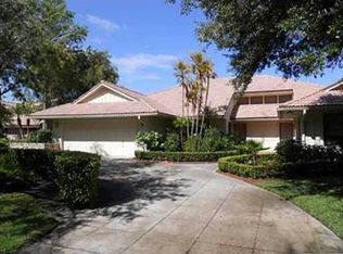 30 Marlwood Ln, Palm Beach Gardens, FL 33418