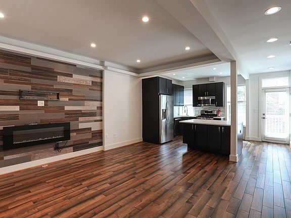 Living room/Dining room