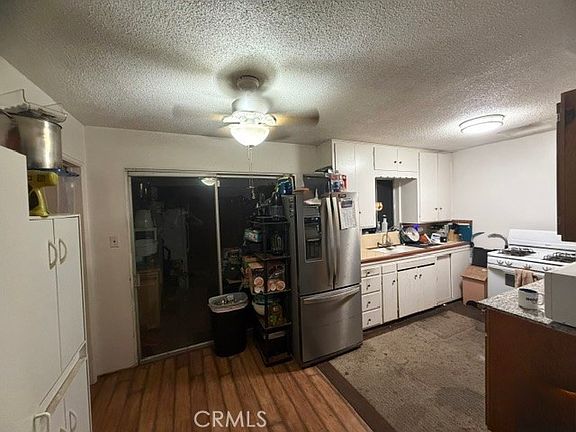 3rd image of 18250 Delicious St