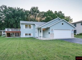116 N Belmont Dr, Mankato, MN 56001