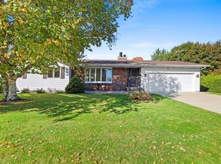 11 Cumberland Ave, Sturgeon Bay, WI 54235