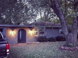 805 SE H St, Bentonville, AR 72712