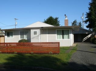 1895 17th St, Florence, OR 97439