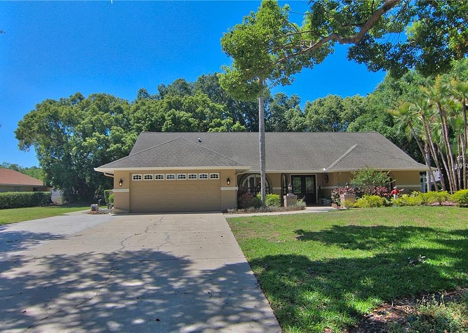 1st image of 5914 Hammock Woods Dr