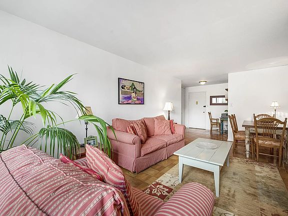 3rd image of 40 Clinton St APT 8G