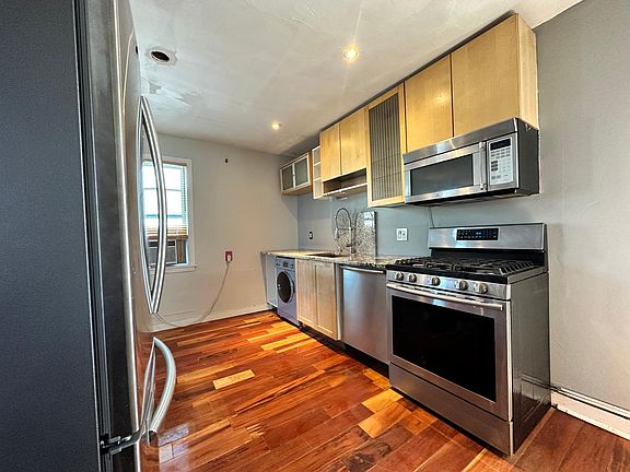 2nd image of 14 Africa St #6