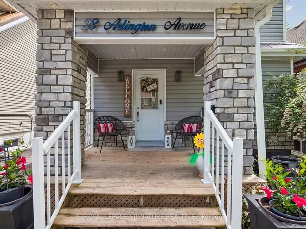 23 Arlington Ave, Oshawa, ON L1G 2N3