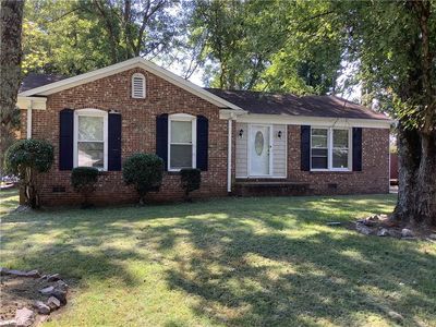 2518 Fernbrook Rd, Greensboro, NC, 27405