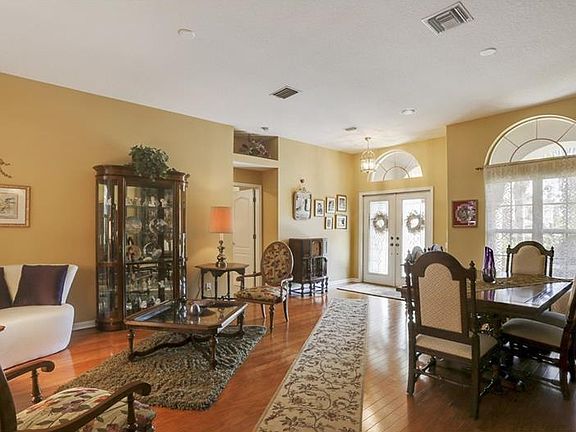 3rd image of 27517 Cedar Park Ct