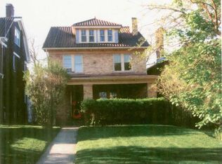 5904 Beacon St, Pittsburgh, PA 15217