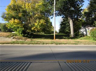 4132 E University Ave, Des Moines, IA 50317