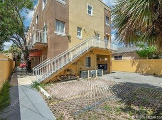 1421 SW 3rd St APT 207, Miami, FL 33135